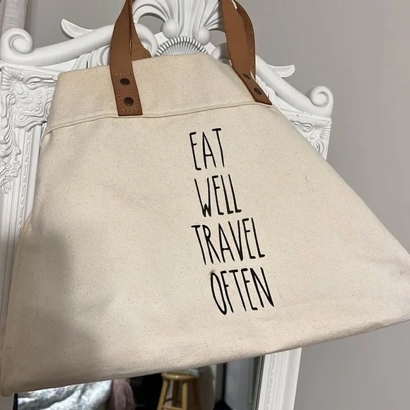 Dewdrop Canvas Tote with Leather handles - Picture 7 of 12